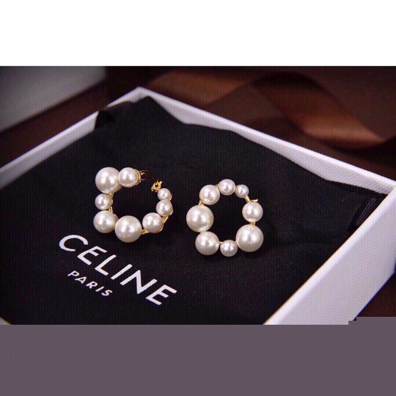 Ce**e earrings
